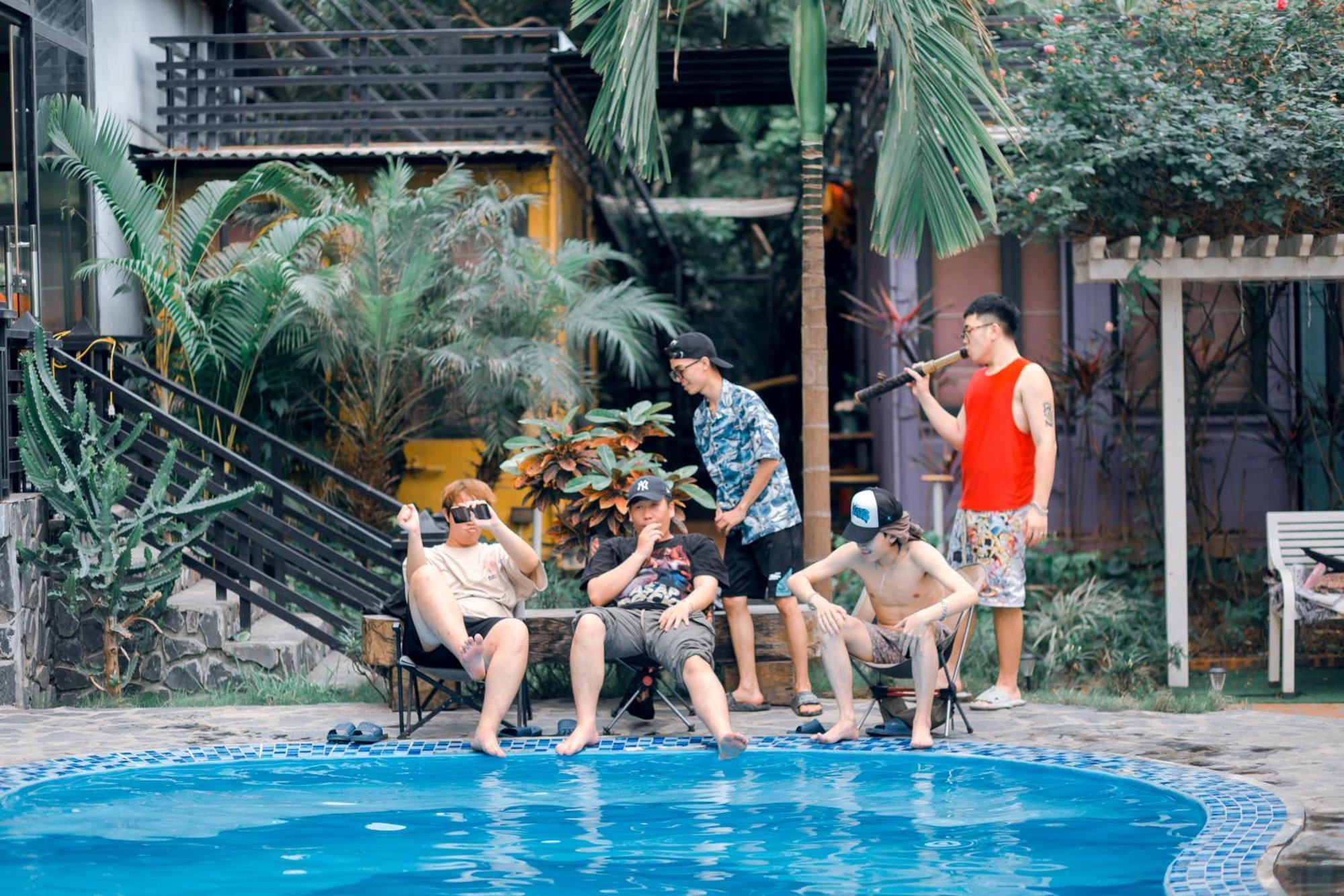 Xuan Dam Republic Hostel Cat Ba מראה חיצוני תמונה