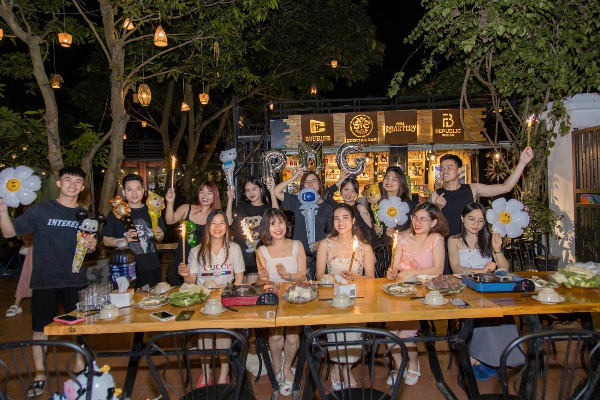 Xuan Dam Republic Hostel Cat Ba מראה חיצוני תמונה