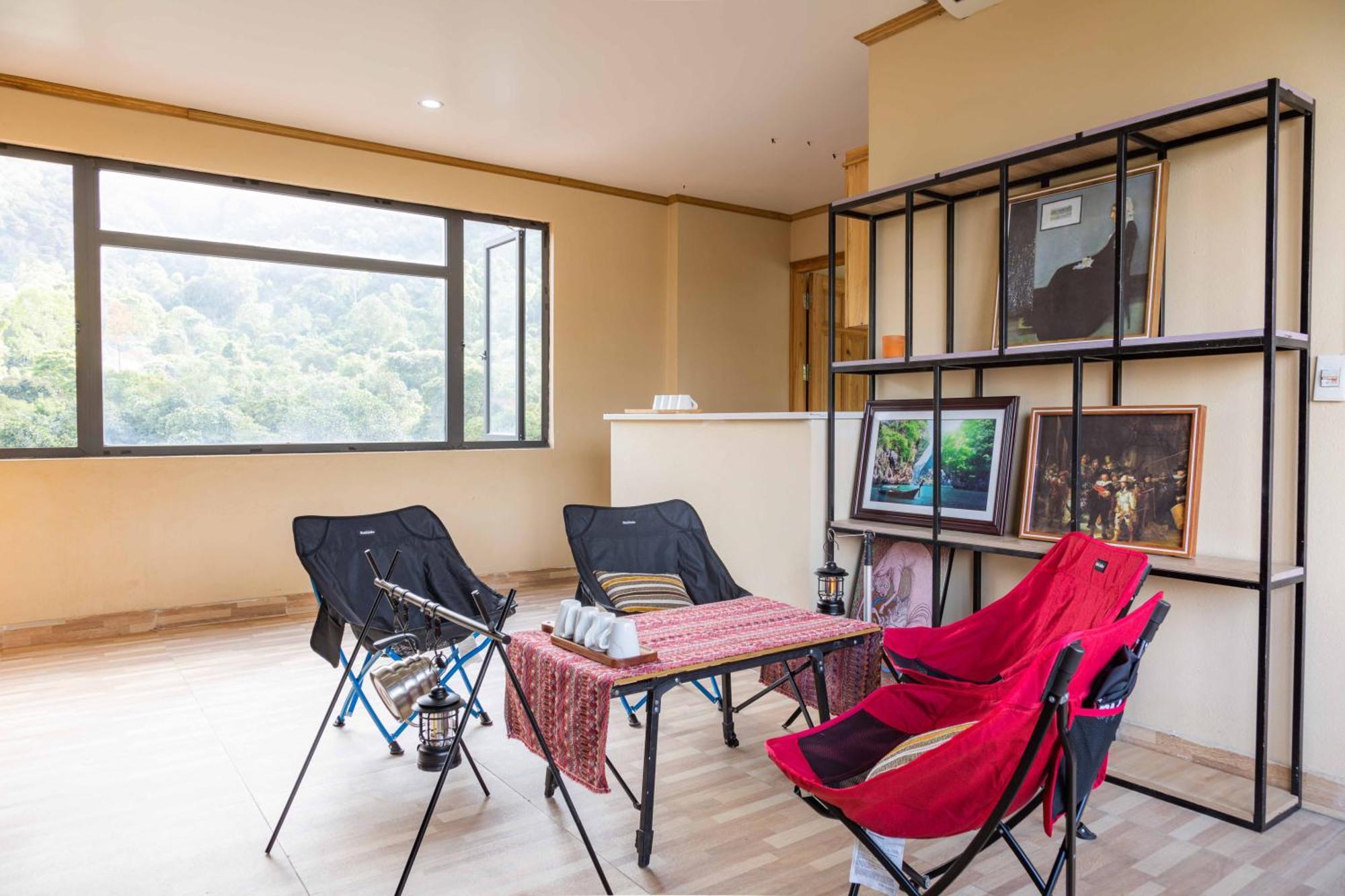 Xuan Dam Republic Hostel Cat Ba מראה חיצוני תמונה